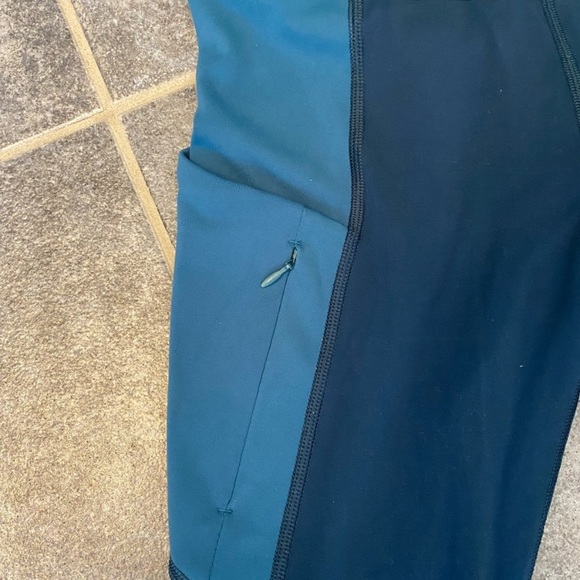 Athleta Leggings - Picture 13 of 15